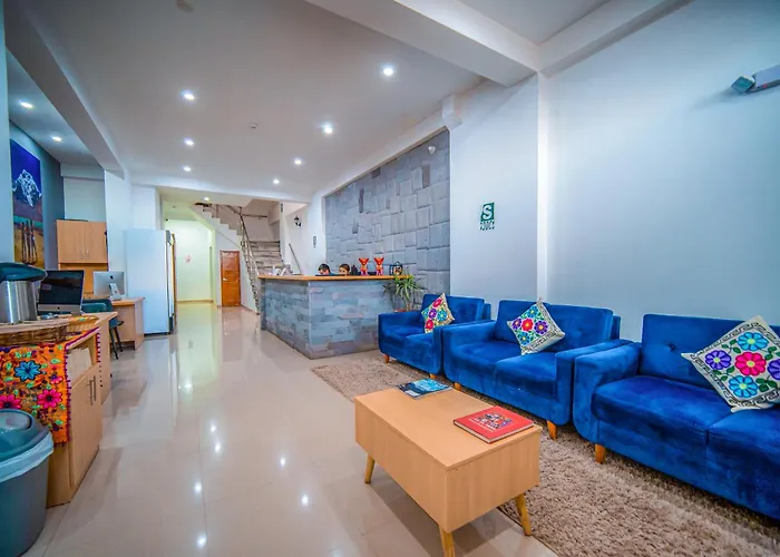 Ayni Hotel