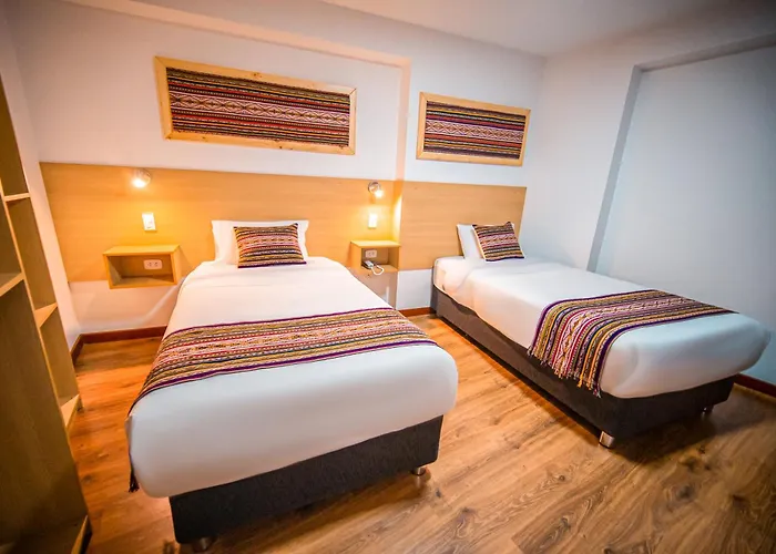Ayni Hotel 3*