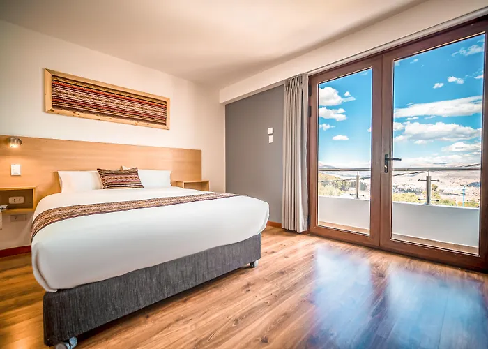 Ayni Hotel