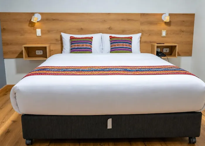 Ayni Hotel 3*